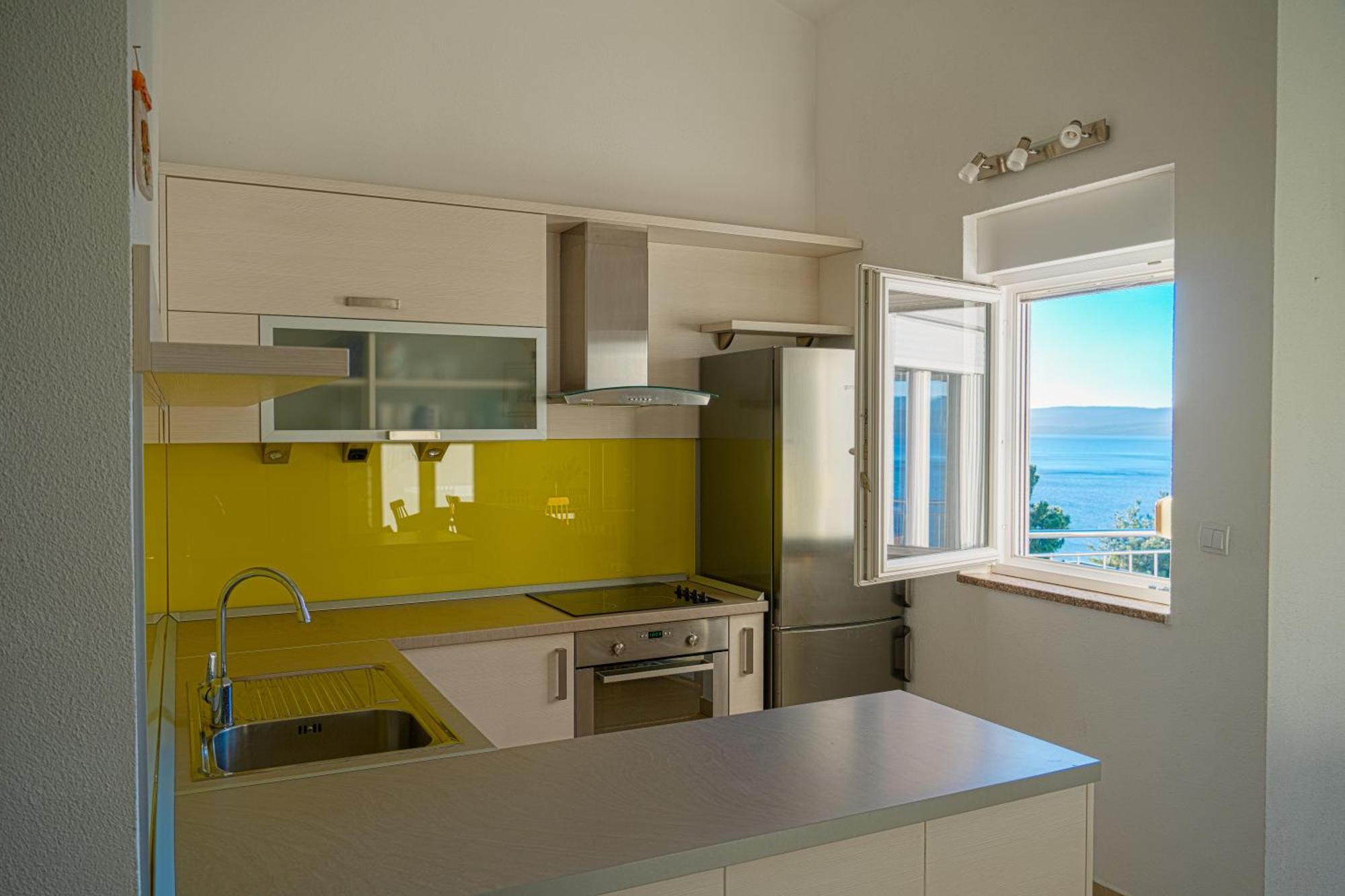 Apartments Sara & Nina Omis Exterior photo